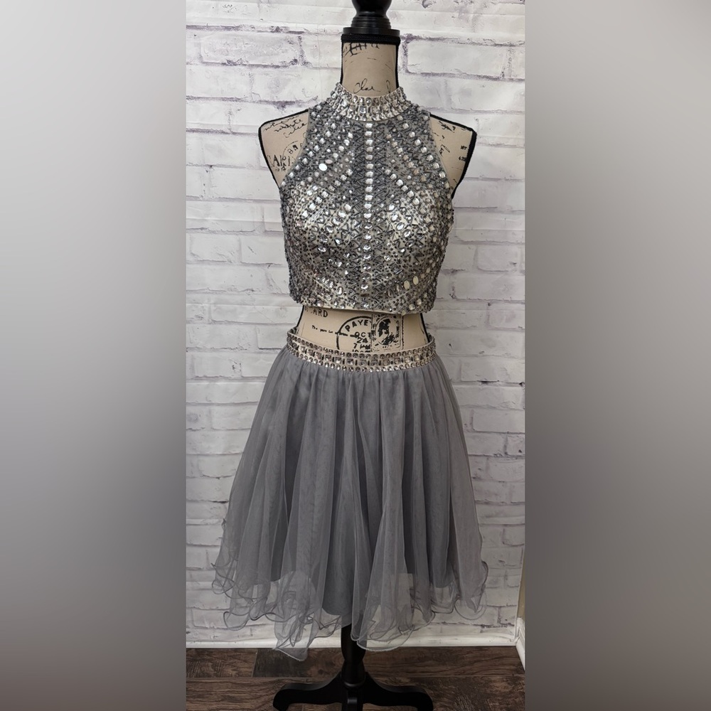 Blondie Nites By Stacy Sklar 2 Piece Sz‎ 11 Prom Formal Event Beaded Dress Crop